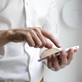 customer searching for metal failure solutions on their phone