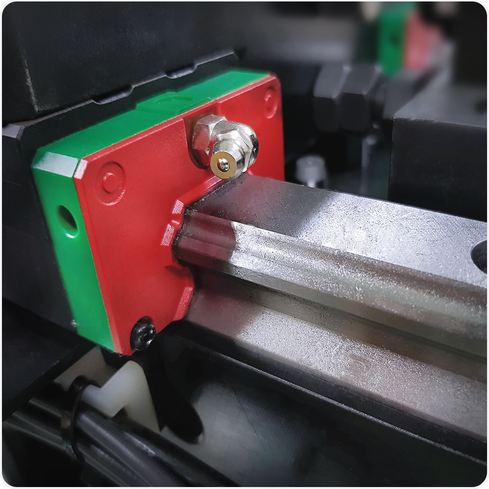 linear guide component